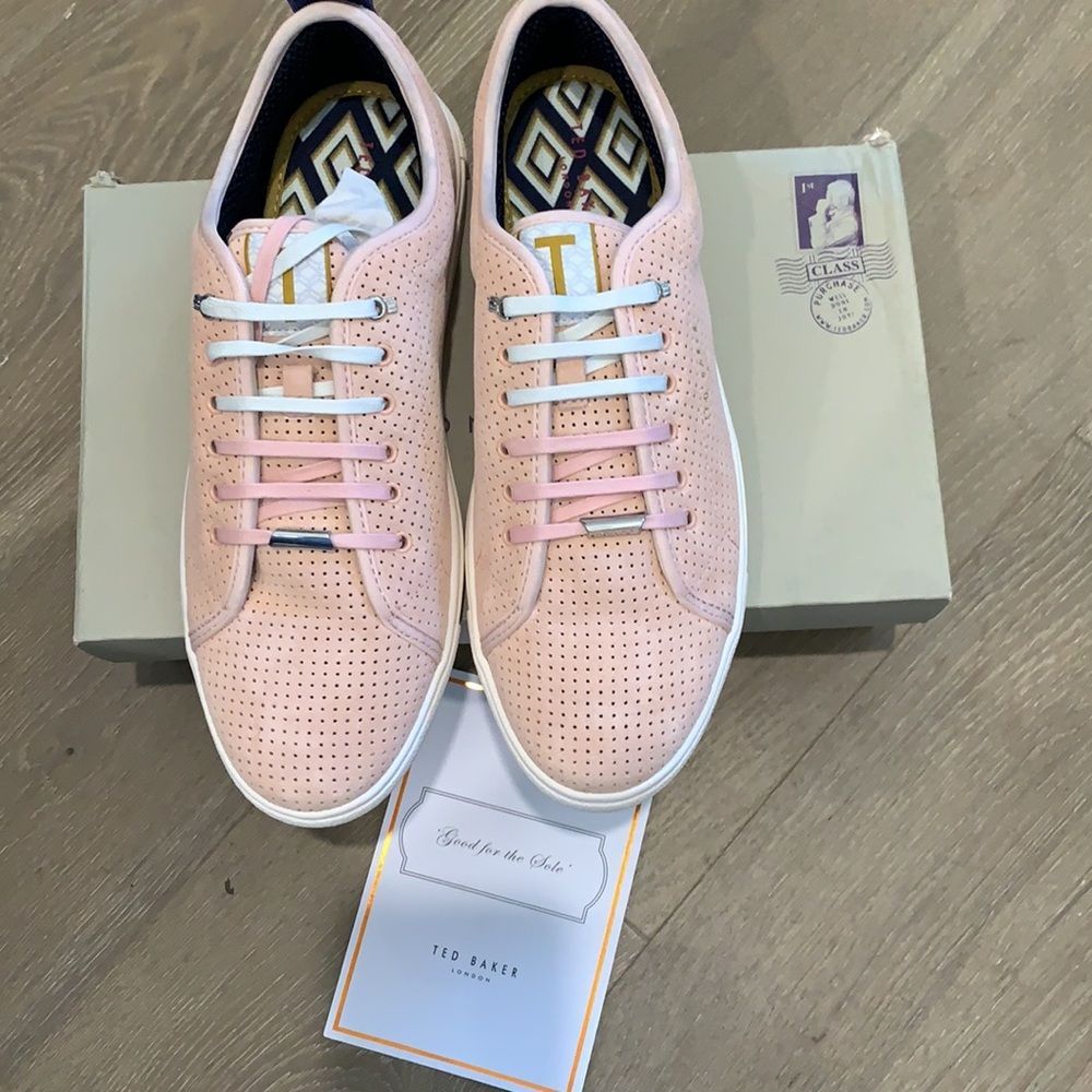 Nwt Ted Baker Kaliix Lt-Pink Sneaker Size 9.5